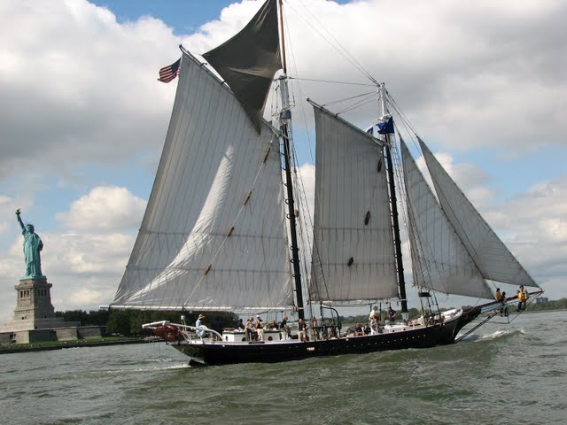 Schooner Pioneer showing gaff topsail